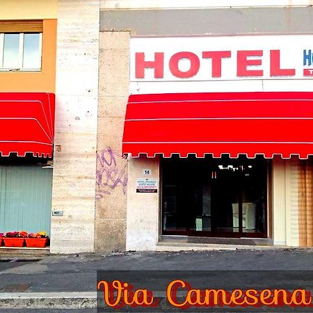 רומא Tiburtina Hotel Holiday מראה חיצוני תמונה