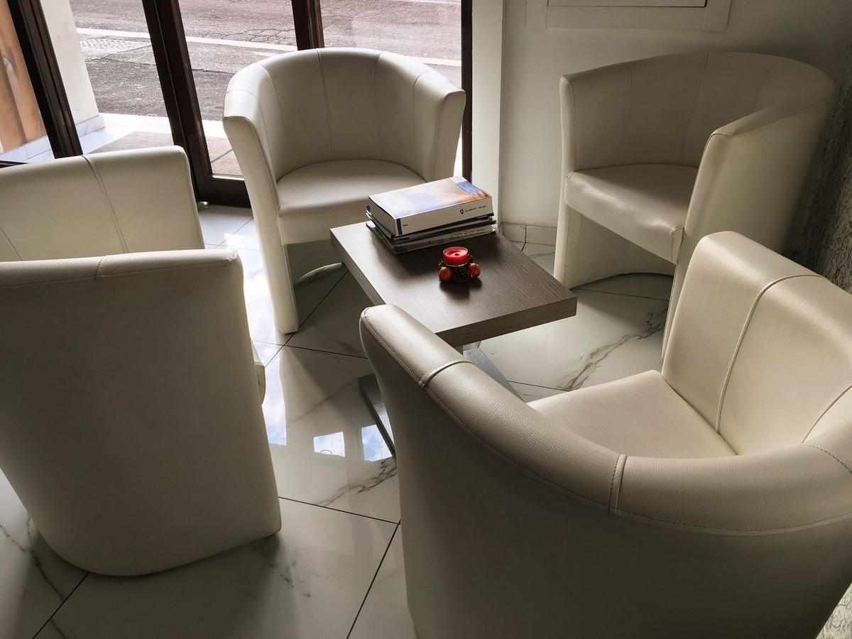 רומא Tiburtina Hotel Holiday מראה חיצוני תמונה